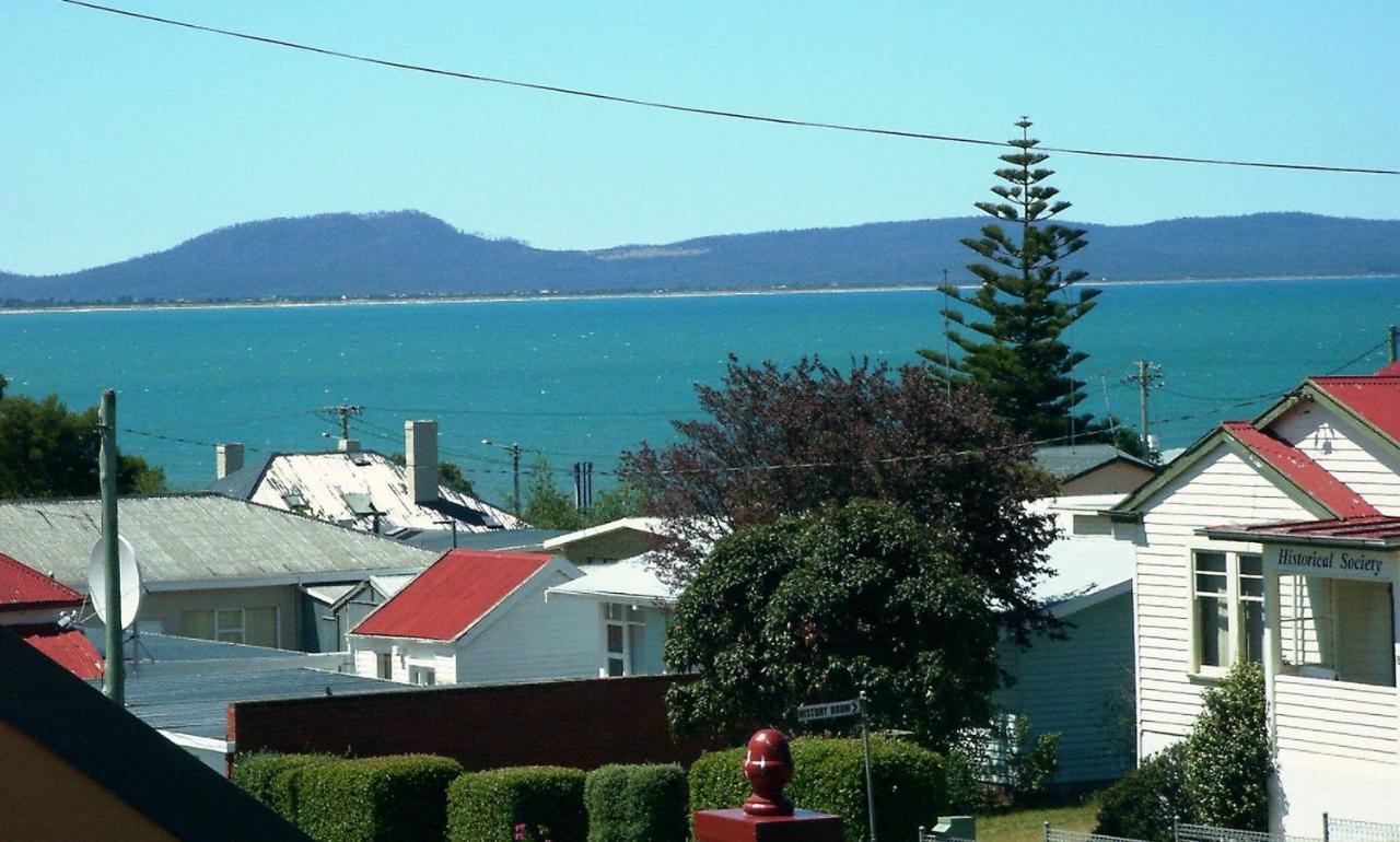 Meredith House Swansea Exterior photo